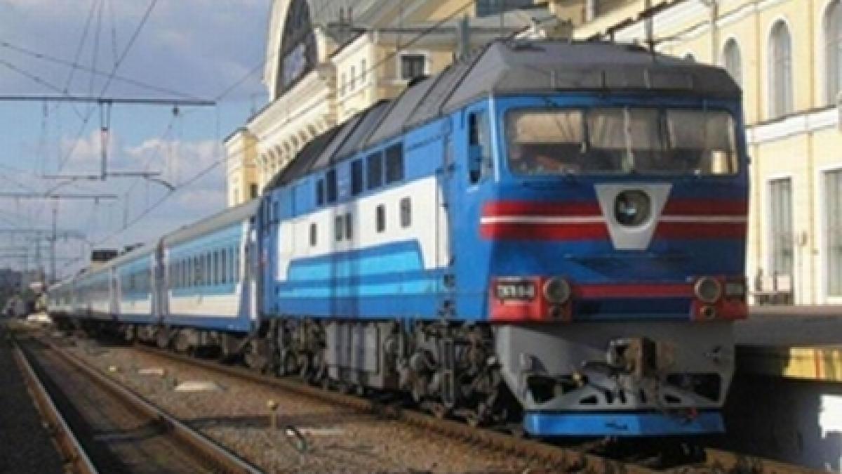autocar lovit de un tren in ucraina 40 de oameni au murit video