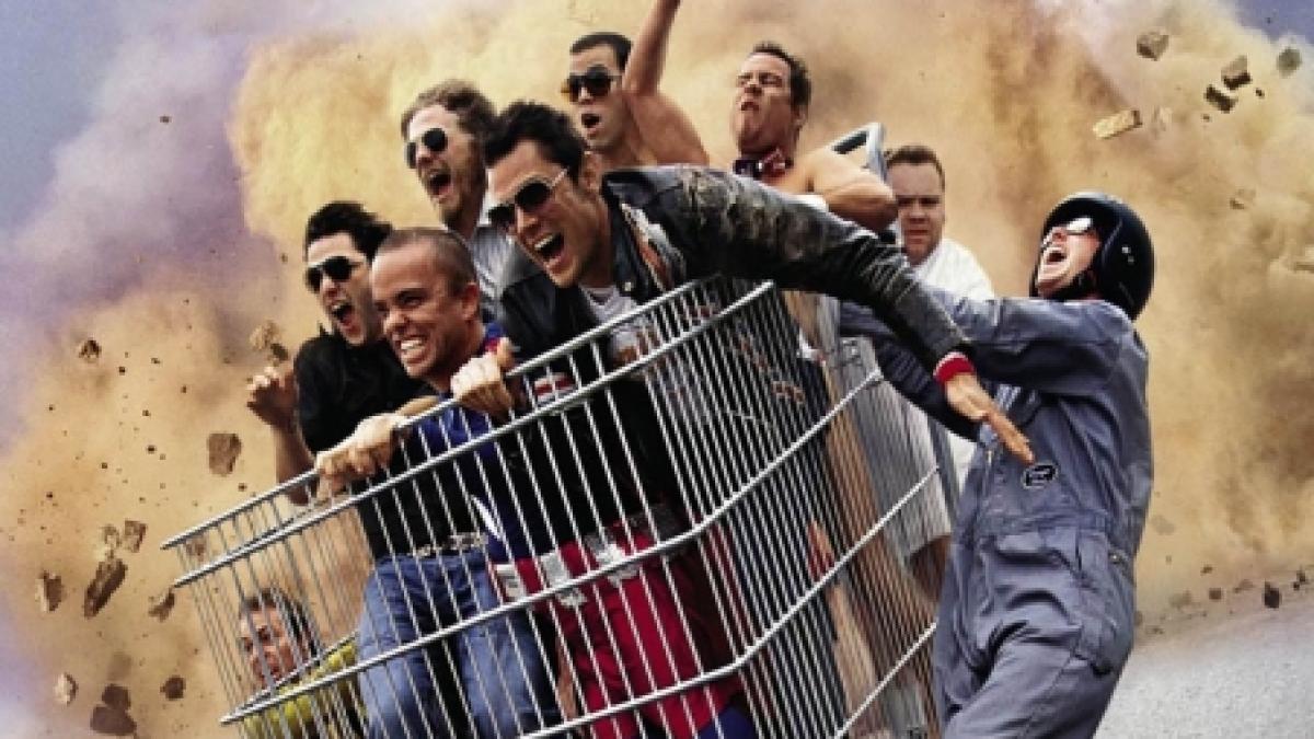 filmul jackass va fi lansat in varianta 3d video