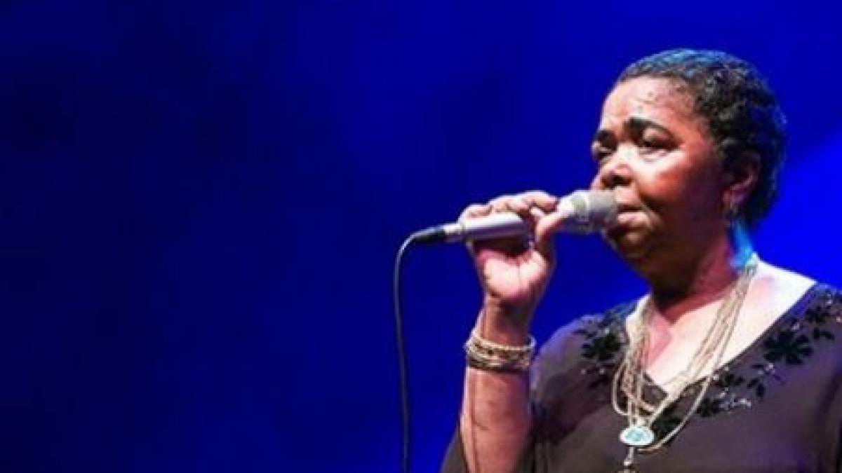 cesaria evora pentru a cincea oara in romania video