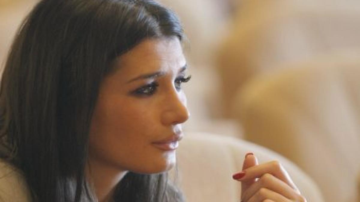 elena basescu in topul celor mai ciudate candidaturi politice din toate timpurile video