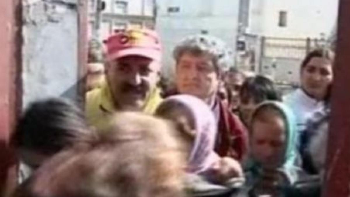mures s au calcat in picioare pentru ajutoarele de la ue video