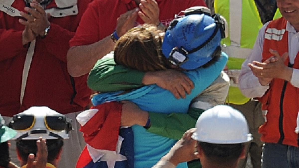 cei 33 de chilieni blocati in subteran au devenit adevarate vedete