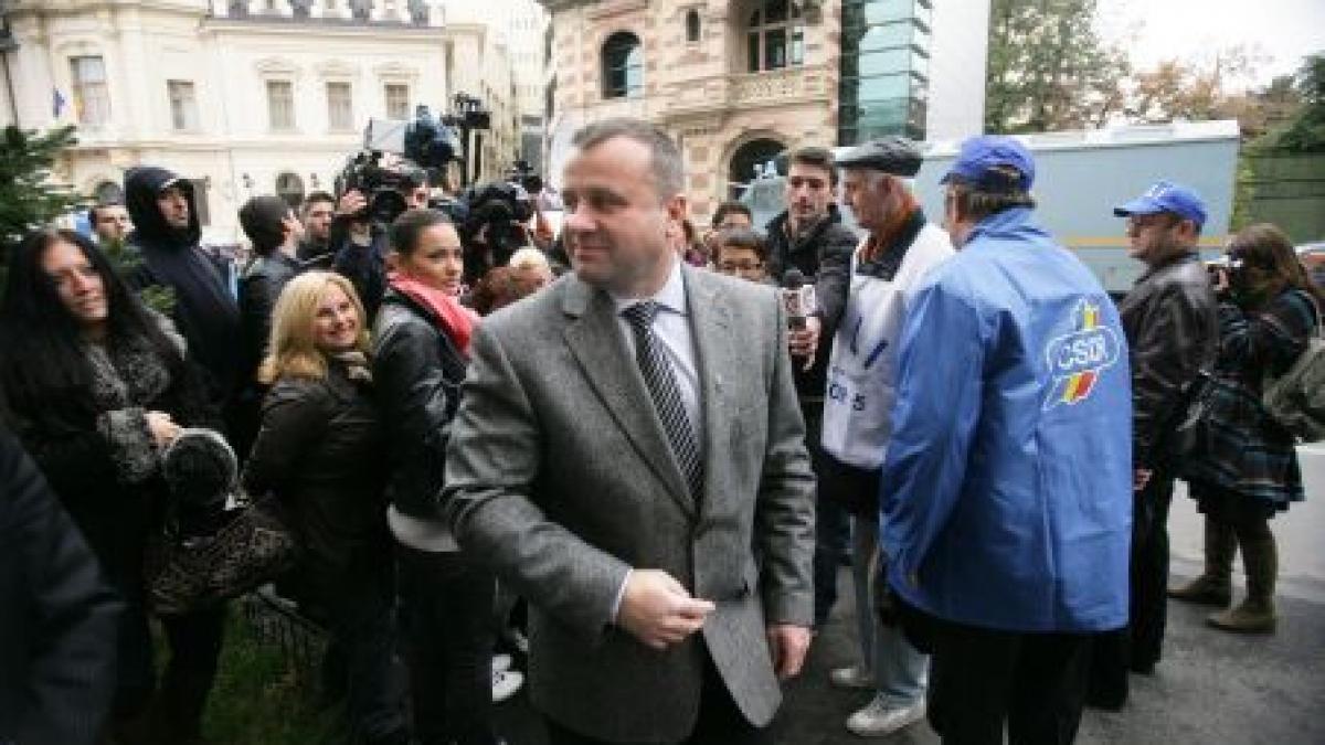 negocieri fara rezultat intre sindicalistii din educatie si ministrul muncii grilele din legea