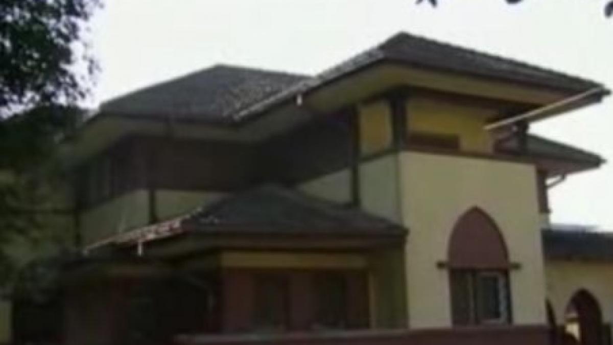 sorin ovidiu vintu isi vinde vila din bacau cu 600 000 de euro