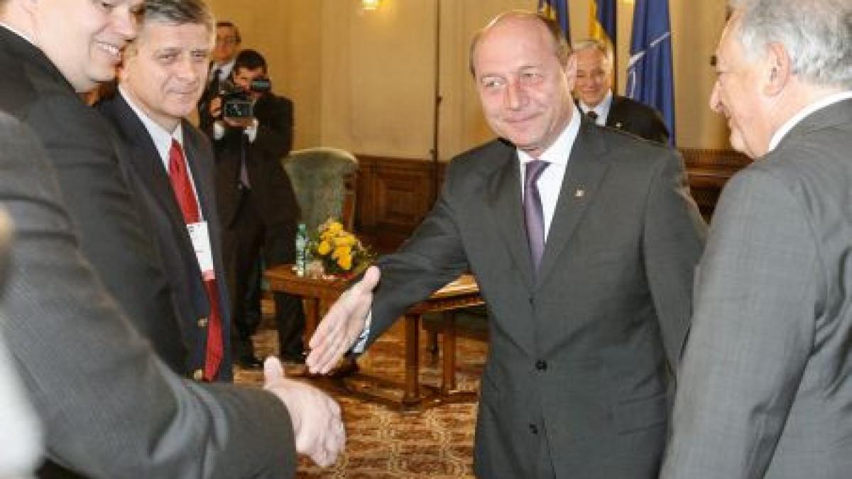 traian basescu sustine un nou imprumut de la fmi