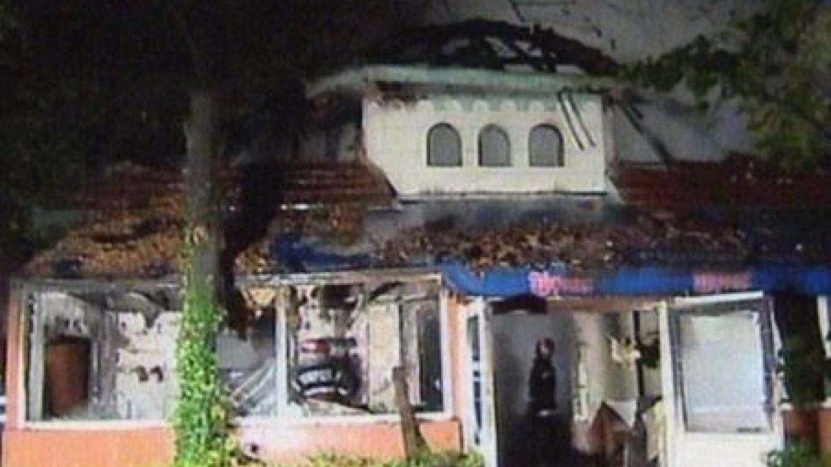 un restaurant din capitala a fost distrus de flacari