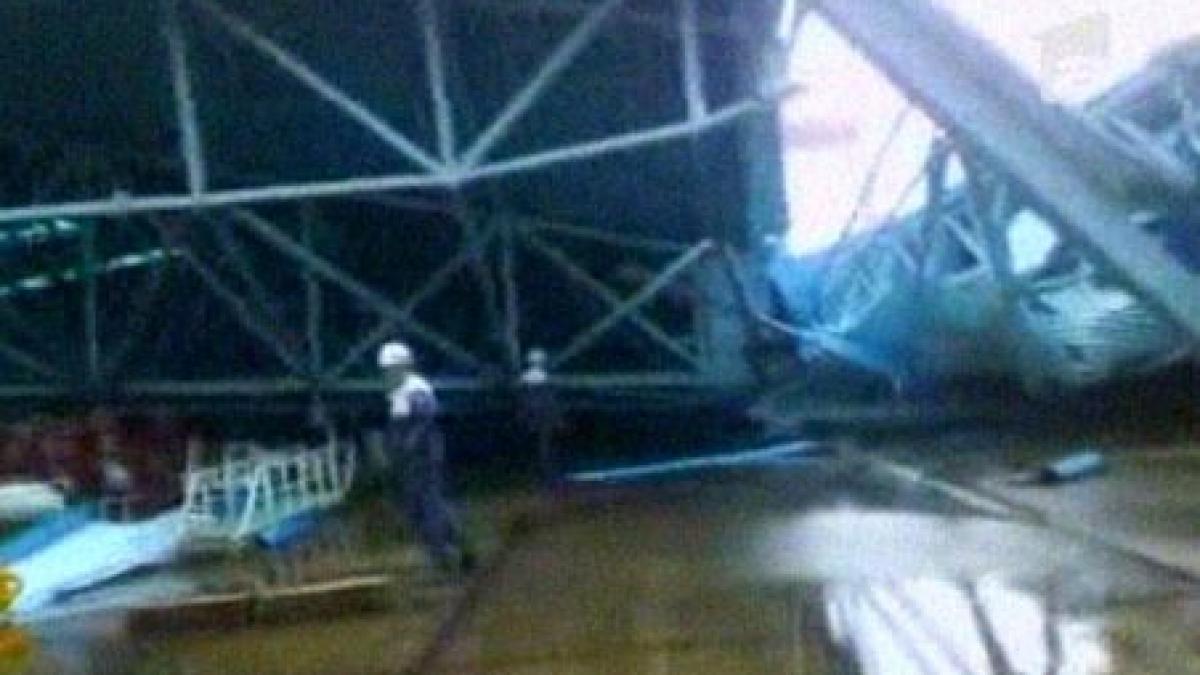 mai multi romani prinsi in mijlocul unui taifun din filipine