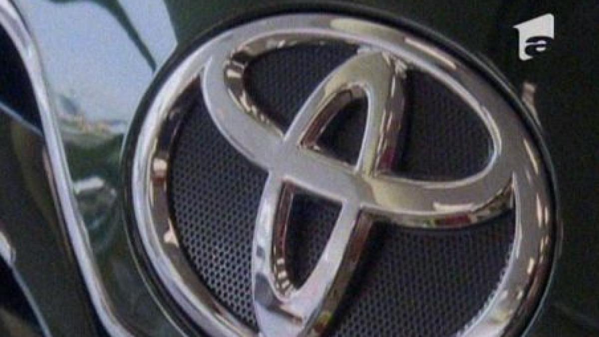 toyota recheama 1 5 milioane de masini pentru probleme la sistemul de franare si la pompa de