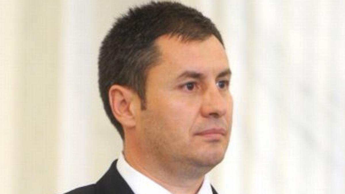 scenariu periculos un politist la 2 000 de familii daca mai concediaza 40 000 de oameni