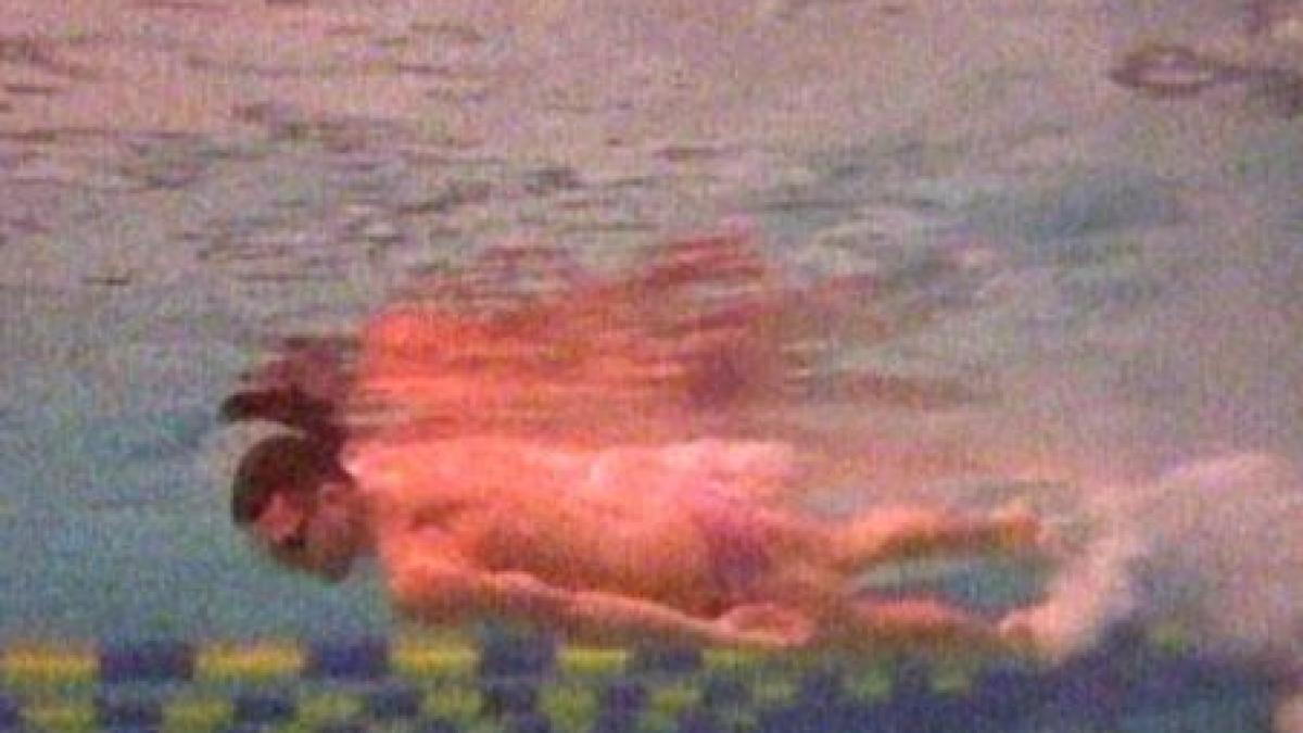 un inotator american a murit in timpul cursei din cauza epuizarii