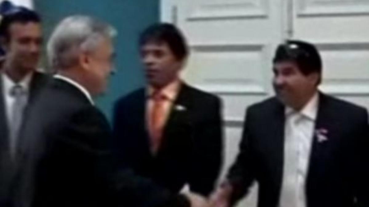 minerii chilieni salvati au fost decorati si au jucat fotbal cu presedintele