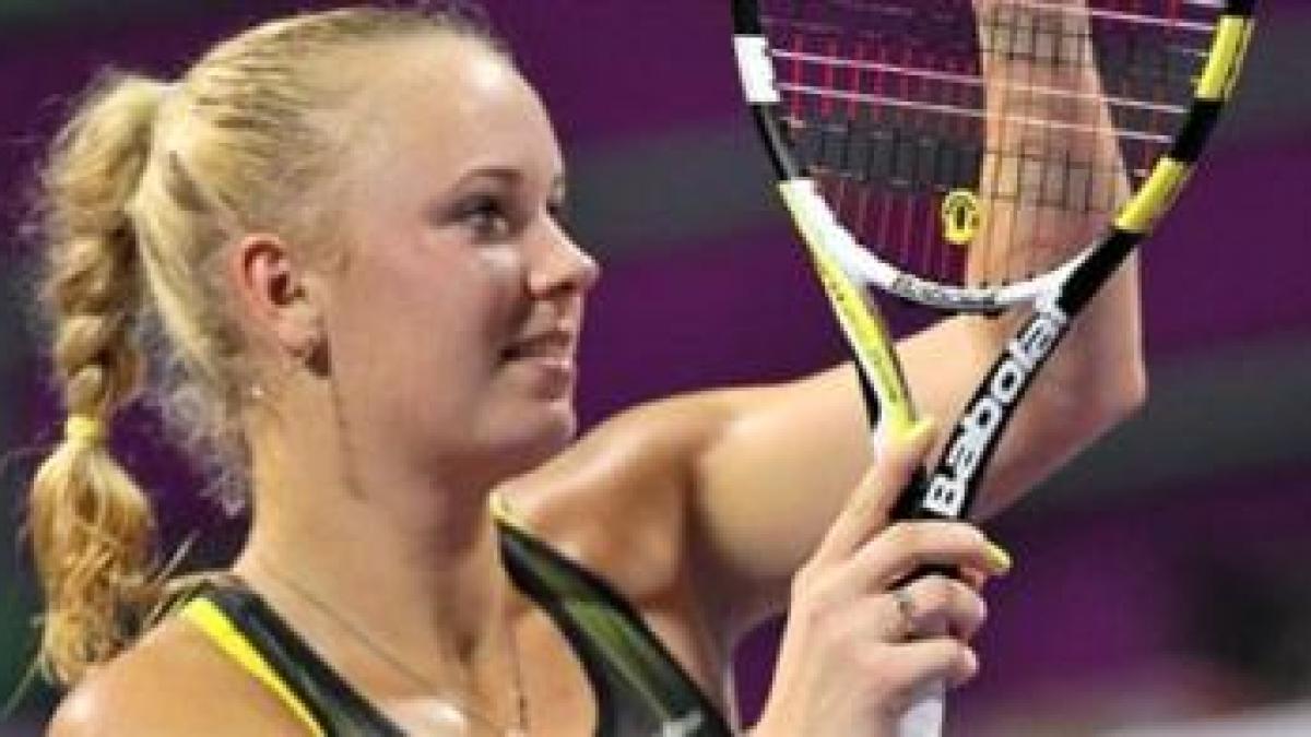wozniacki defileaza la turneul campioanelor 6 1 6 1 cu dementieva
