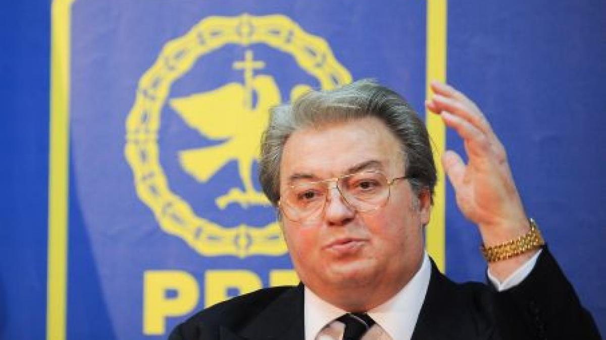 c v tudor reales presedinte al prm sorin oprescu invitat de onoare la congres