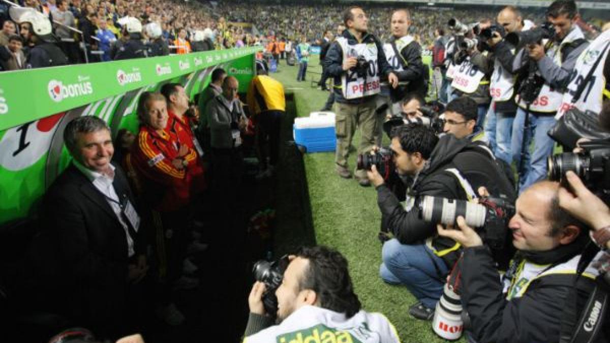 hagi obtine prima victorie galatasaray antalyaspor 2 1