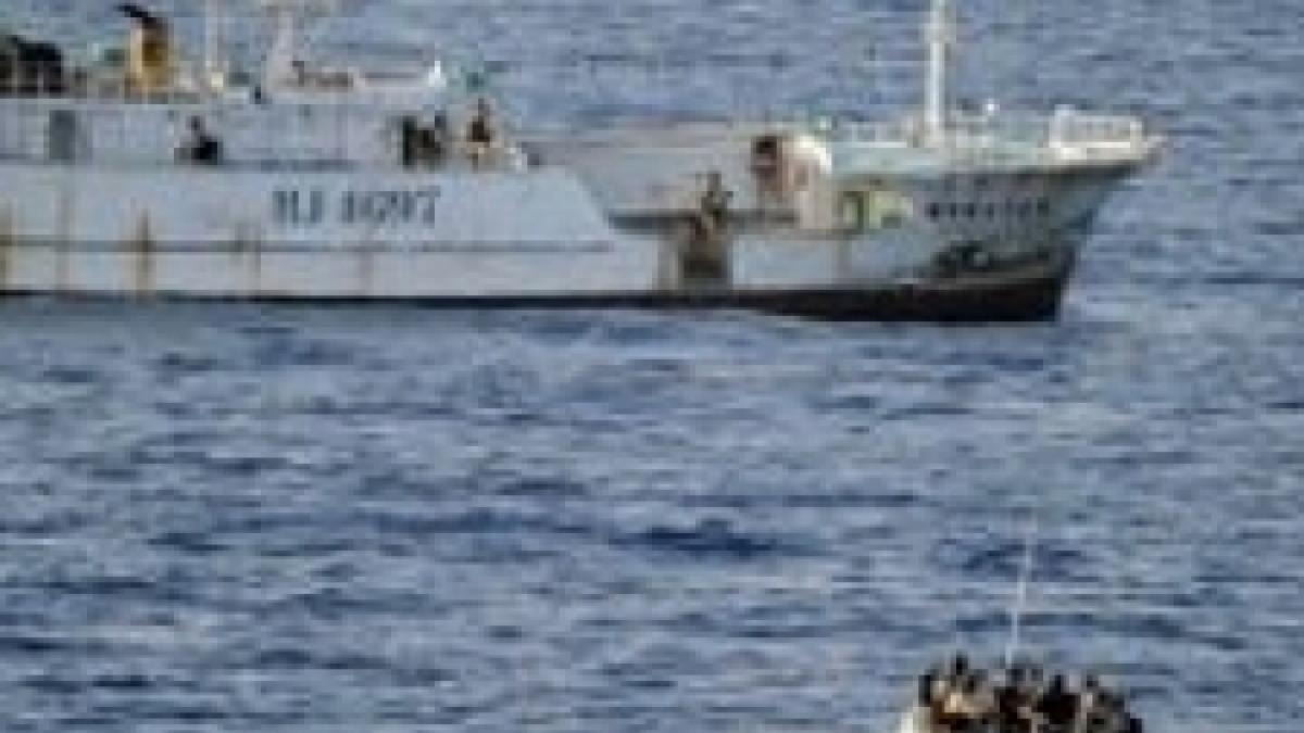 o nava panameza pe care se afla si un roman capturata de pirati somalezi