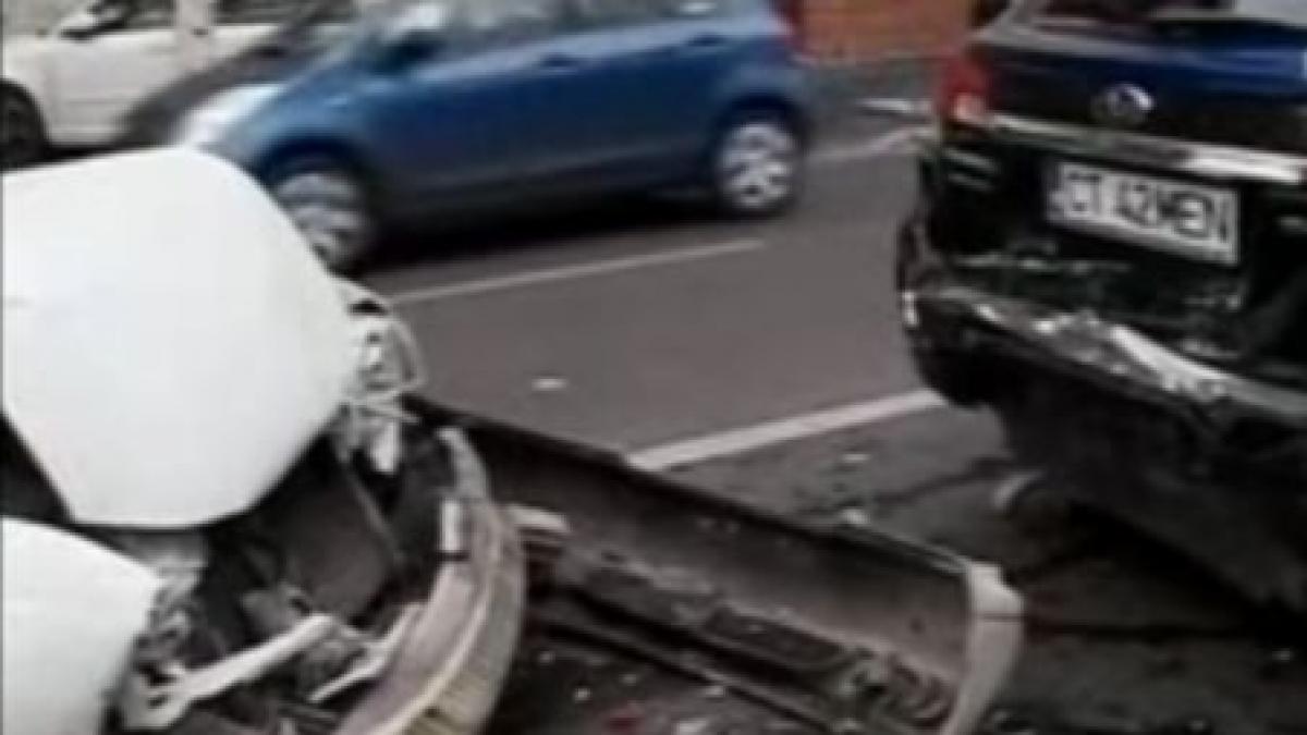 constanta sase autoturisme avariate din cauza unui sofer neatent