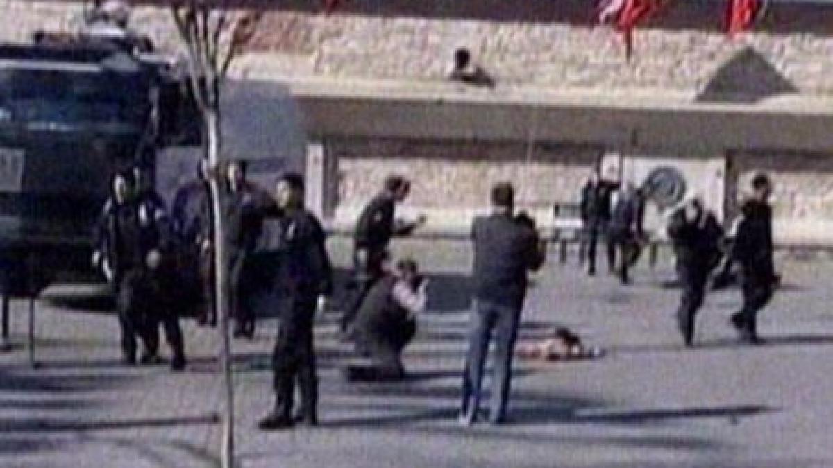 istanbul 22 de raniti dupa ce un kamikaze si a detonat bomba