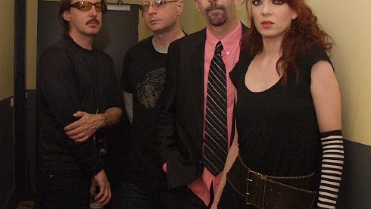 trupa garbage s a reunit dupa o pauza de cinci ani va lansa un nou album in 2011