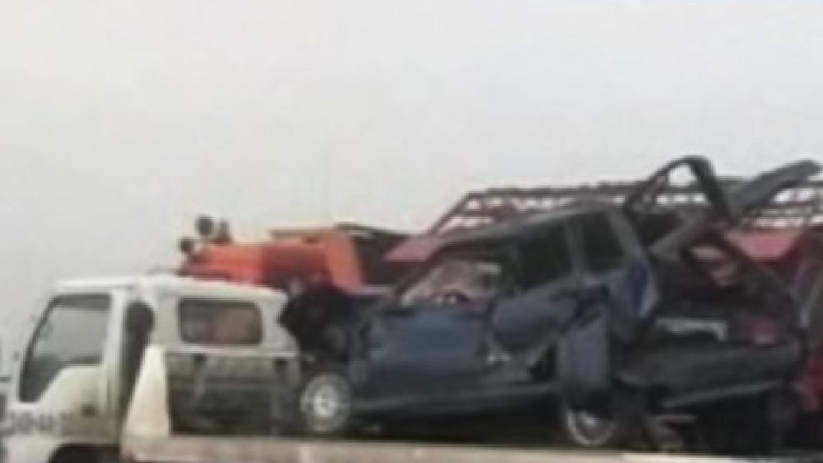 carambol cu 36 de masini pe o autostrada din rusia