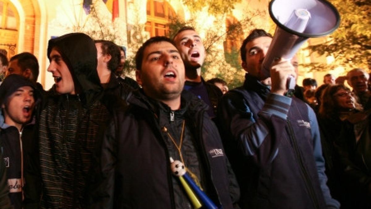 timisoara sute de studenti au protestat pentru a primi apa in camin