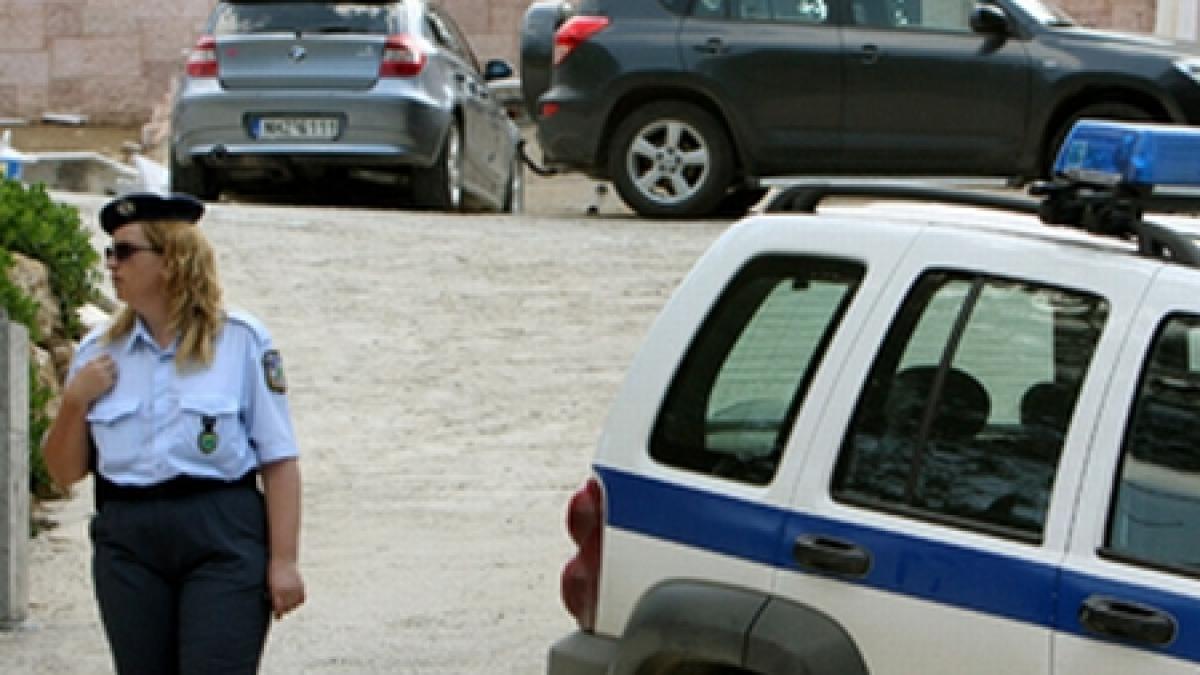 autoritatile din grecia au distrus un pachet suspect primit de ambasada frantei