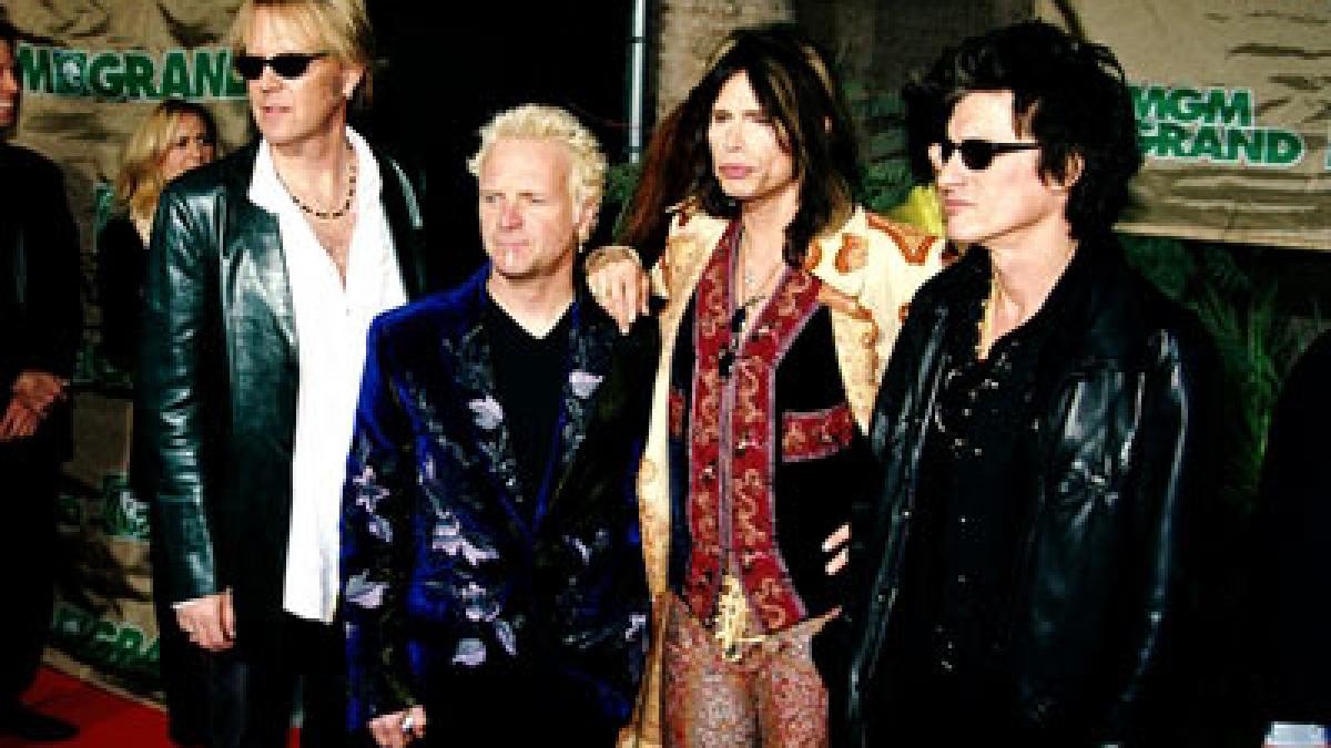 aerosmith lanseaza un album de moda veche in 2011