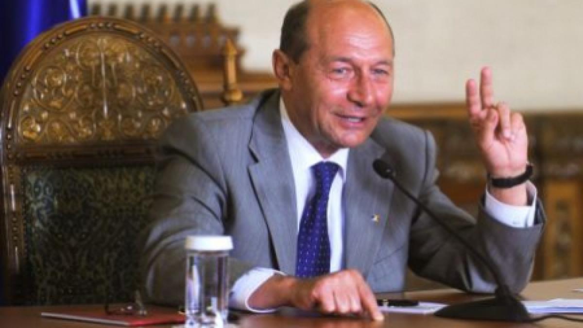 basescu daca ceausescu ar fi condus romania doar 10 ani ar fi fost considerat un mare presedinte