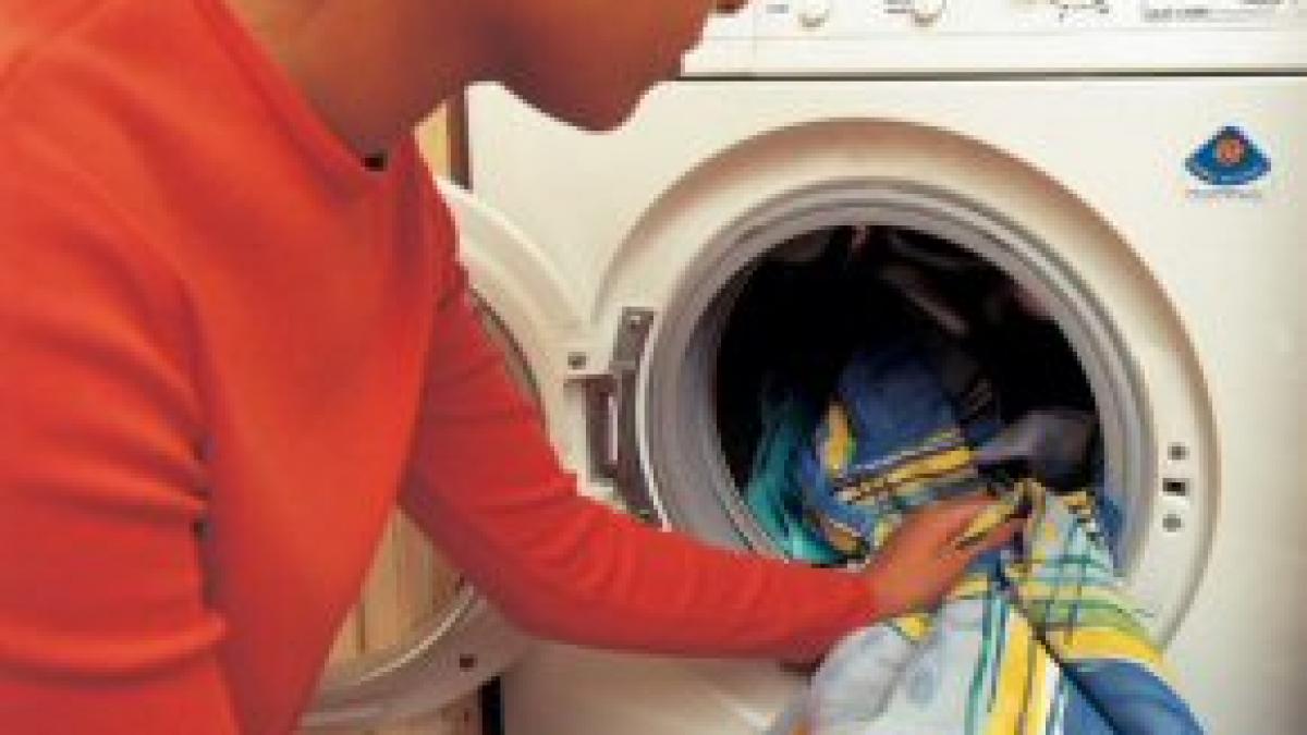 sua bebelus de 10 zile gasit mort intr o masina de spalat in functiune