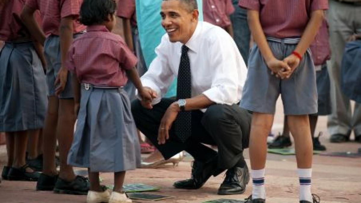 india barack obama si sotia sa au dansat pe ritmuri traditionale