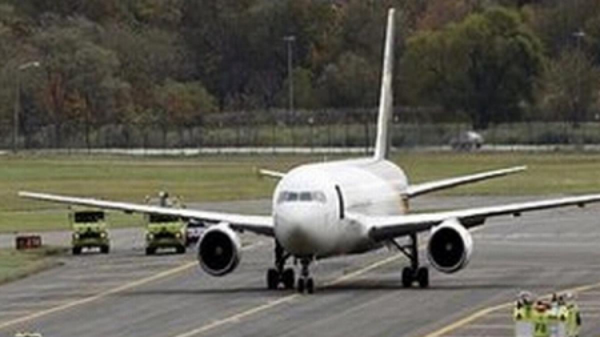 incident pe aeroportul din timisoara o aeronava tarom a ramas fara comunicare cu solul