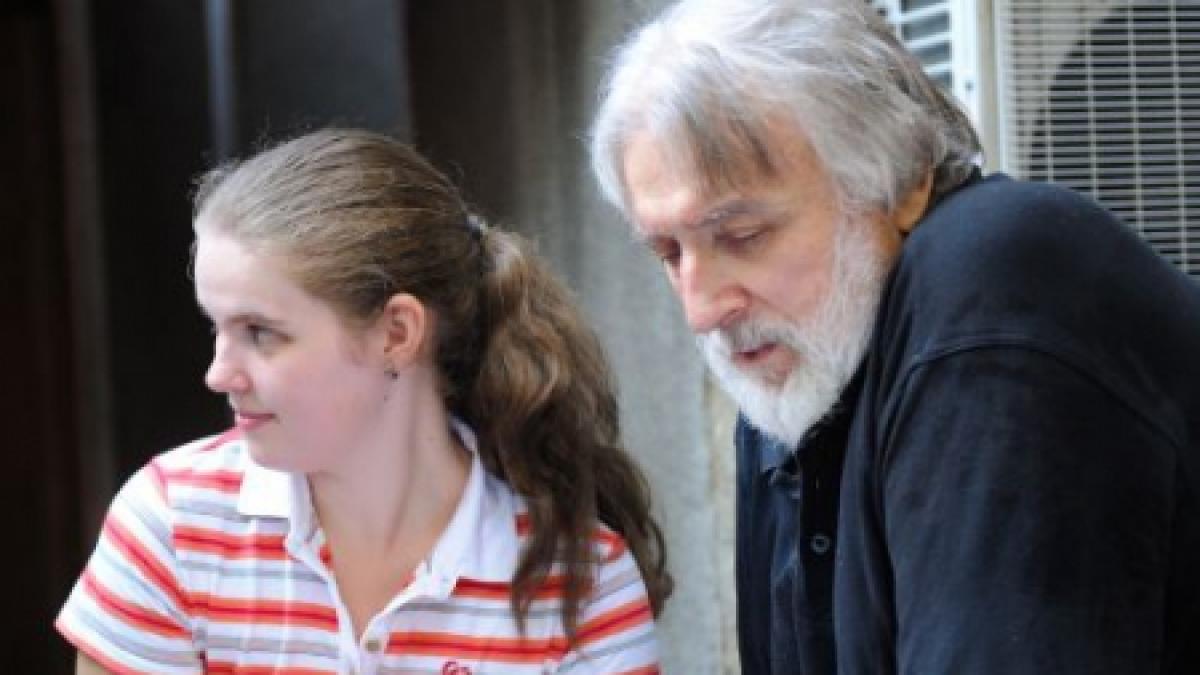 prima sotie a lui adrian paunescu poetul mai are doua fiice gemene