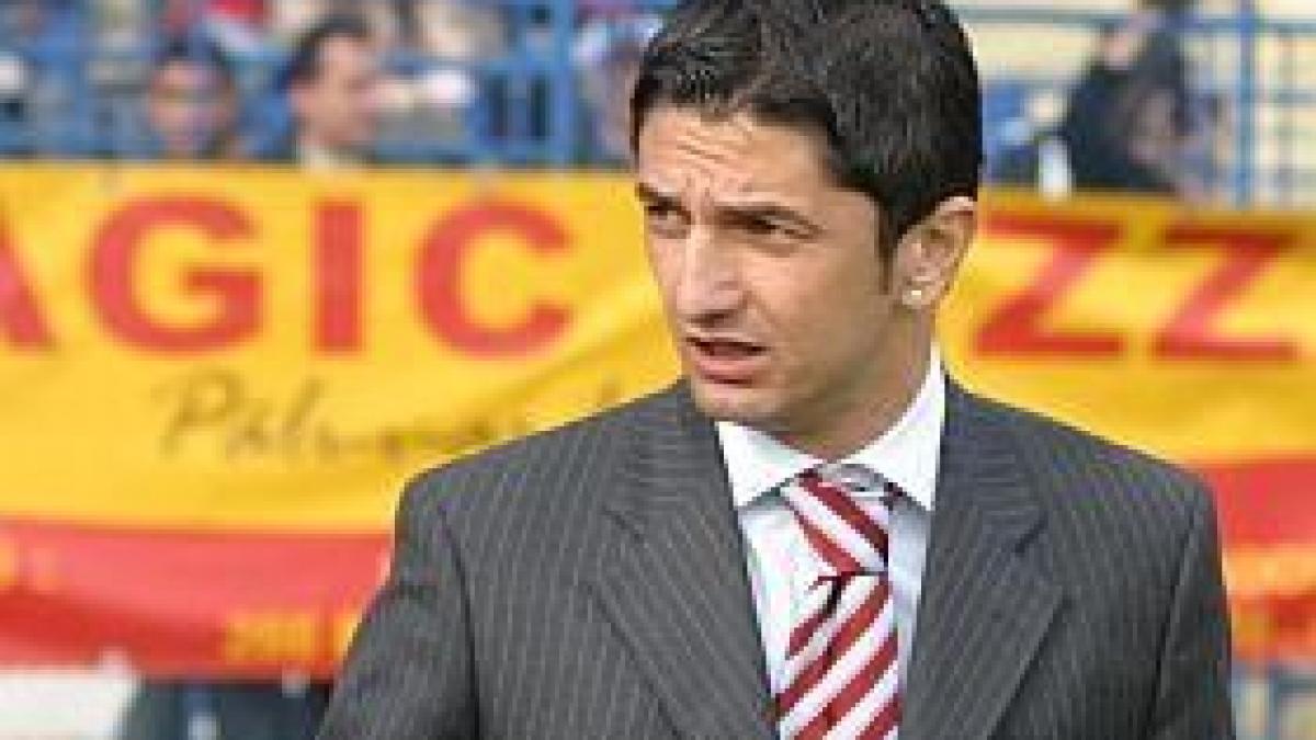 razvan lucescu vine cu surprize pentru amicalul cu italia