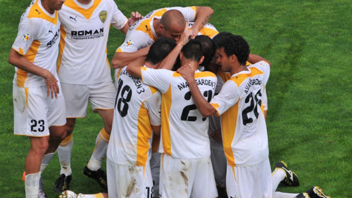 fc brasov scapa de zona retrogradabila dupa 2 0 cu sportul studentesc