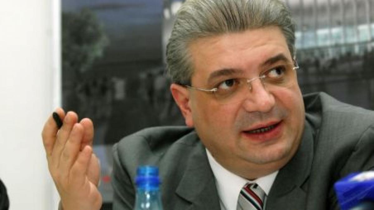 lui calin murg consilier municipal pdl i se transmite prin sms ce trebuie sa spuna in emisiunile tv