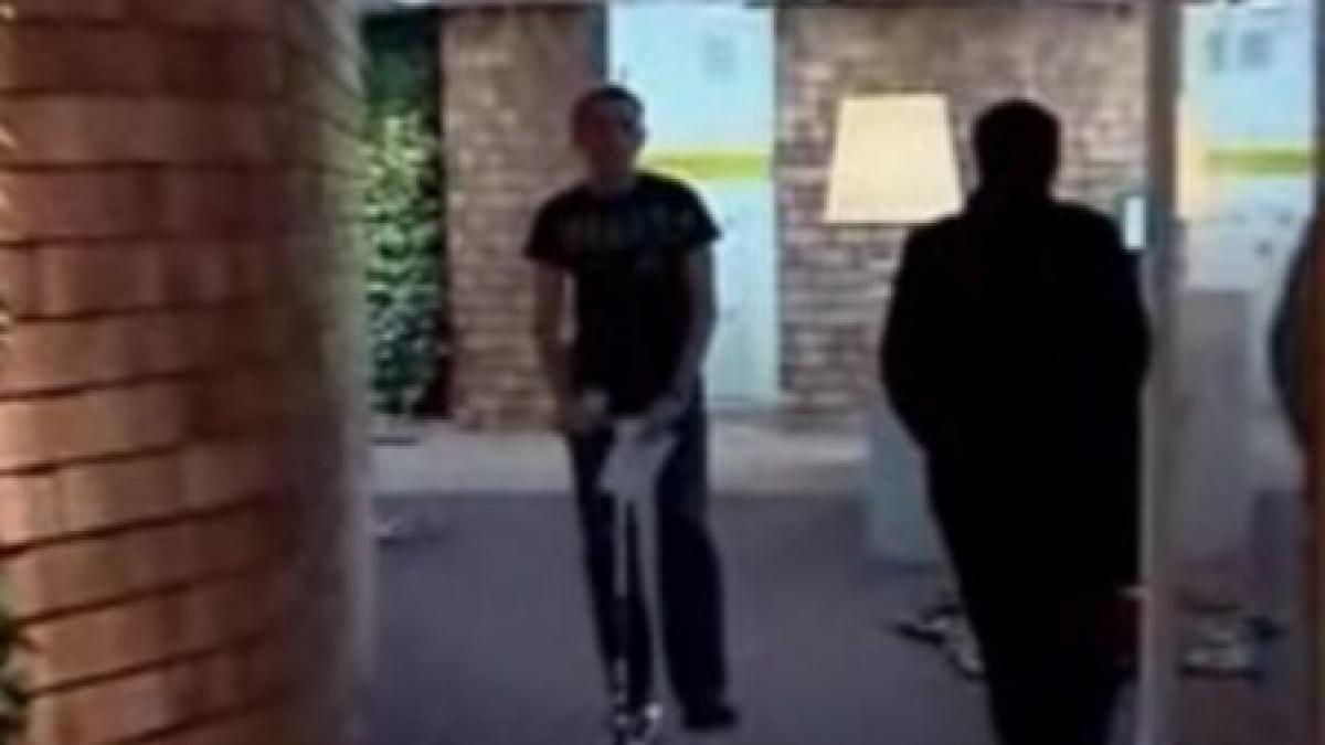 rusia o companie isi rasfata angajatii cu trotinete instrumente muzicale si apa cu miros de alcool