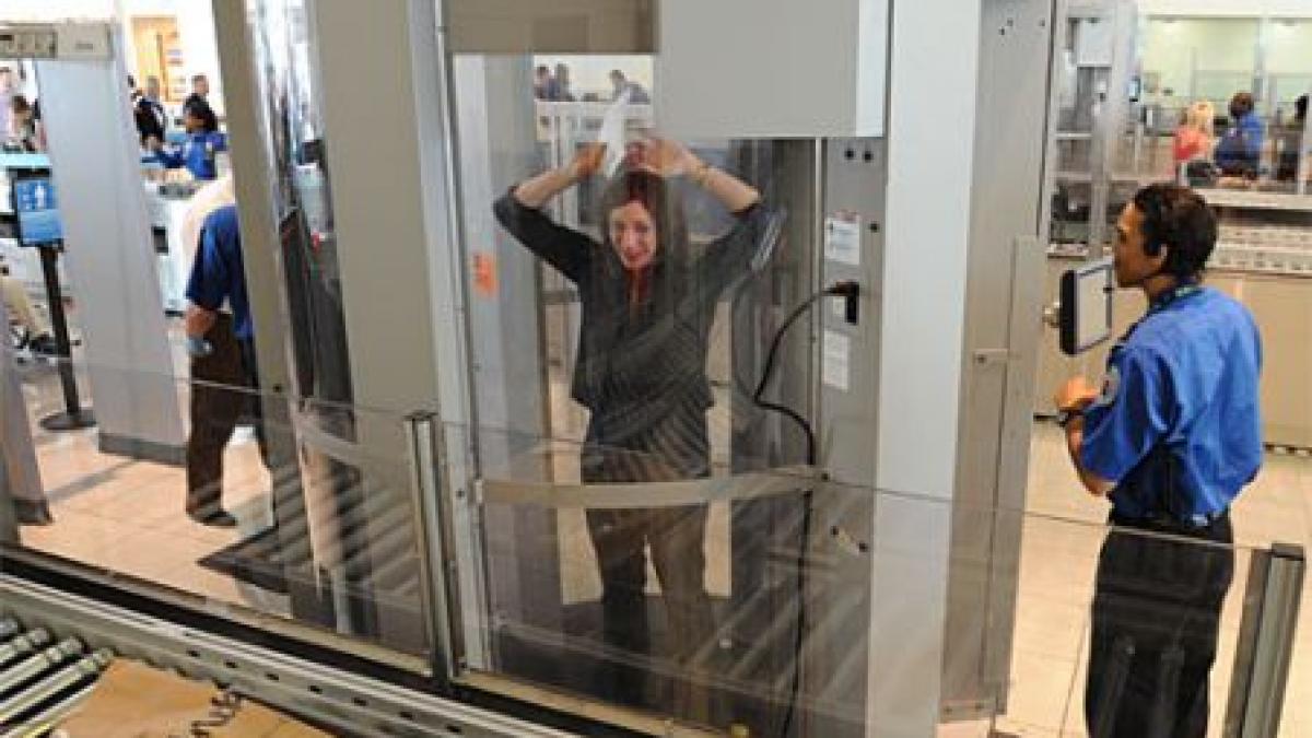 scanerele corporale din aeroporturi ar putea cauza cancer de piele