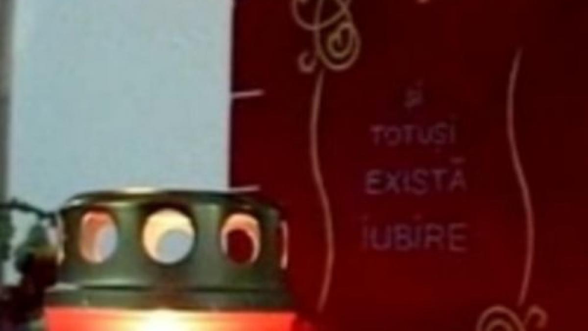 adrian paunescu omagiat la alba iulia in cadrul unui festival de folk