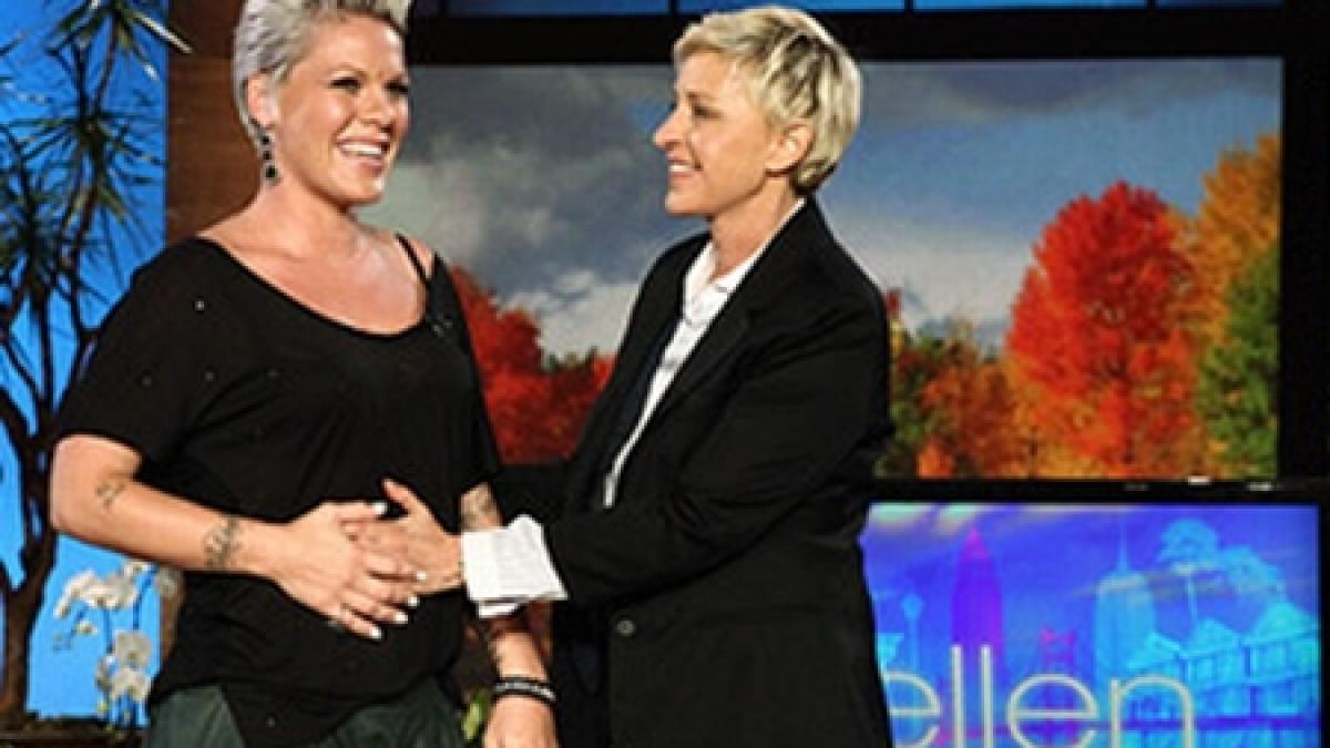 pink va deveni mama cantareata a anuntat ca este insarcinata