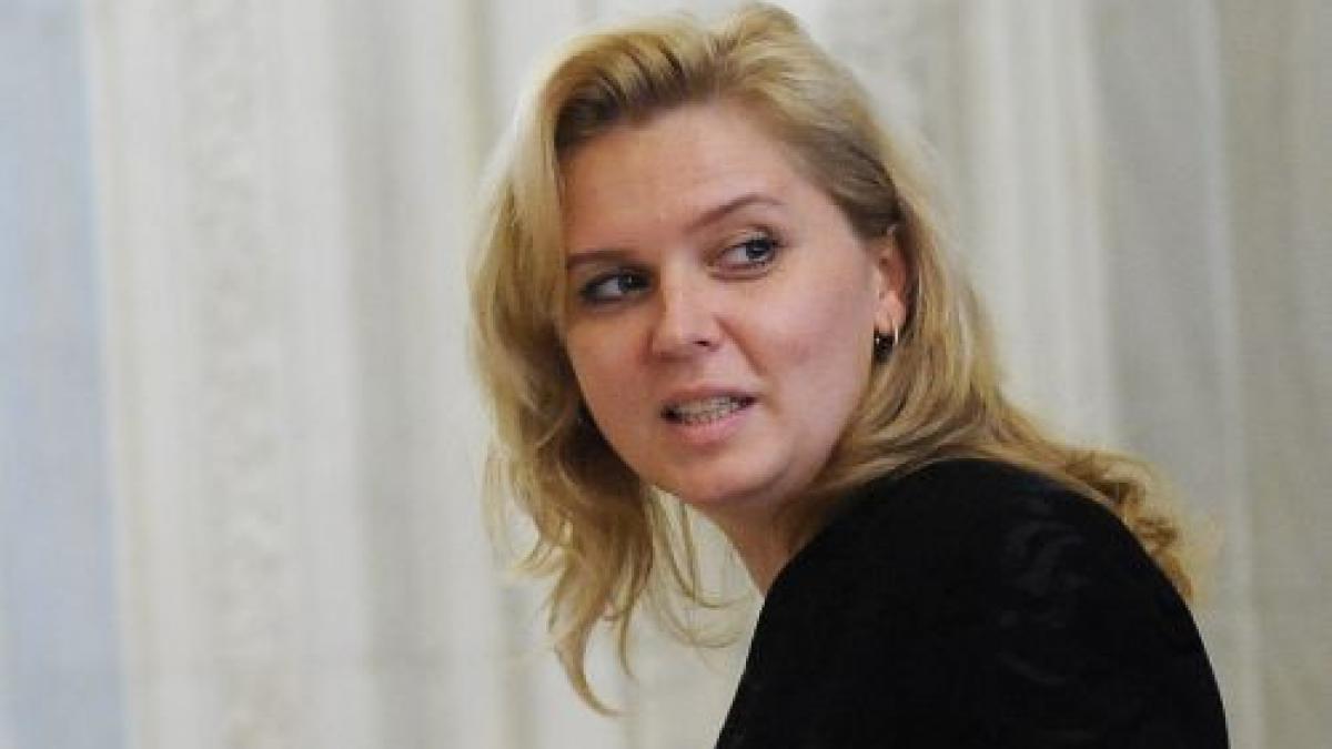 solicitarile opozitiei de sanctionare disciplinara a robertei anastase respinse de comisia juridica