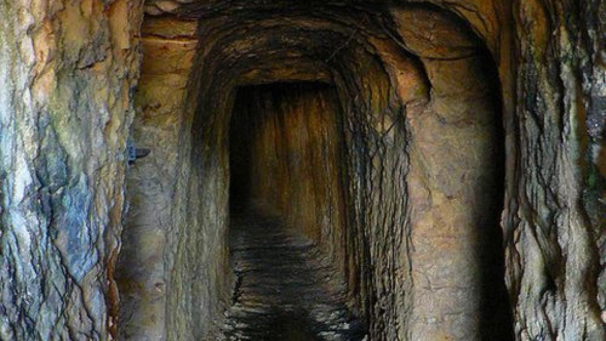 explozie intr o mina din noua zeelanda 30 de oameni dati disparuti