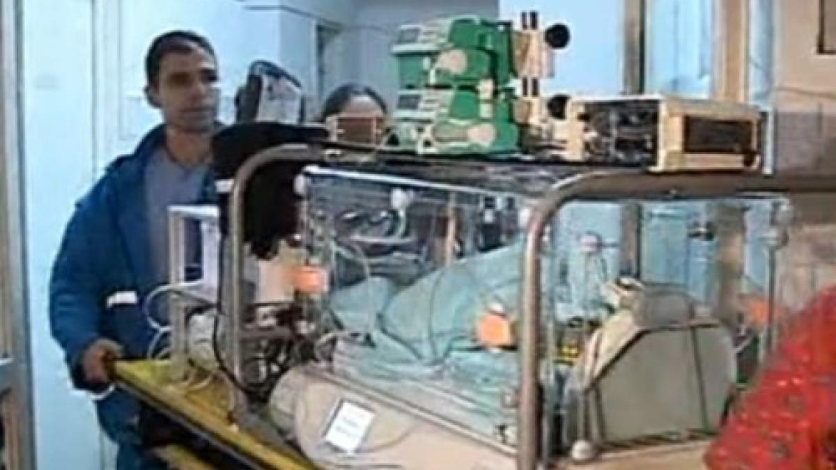 ministrul sanatatii cere o ancheta in cazul gemenilor lasati 9 zile fara incubator politia s a