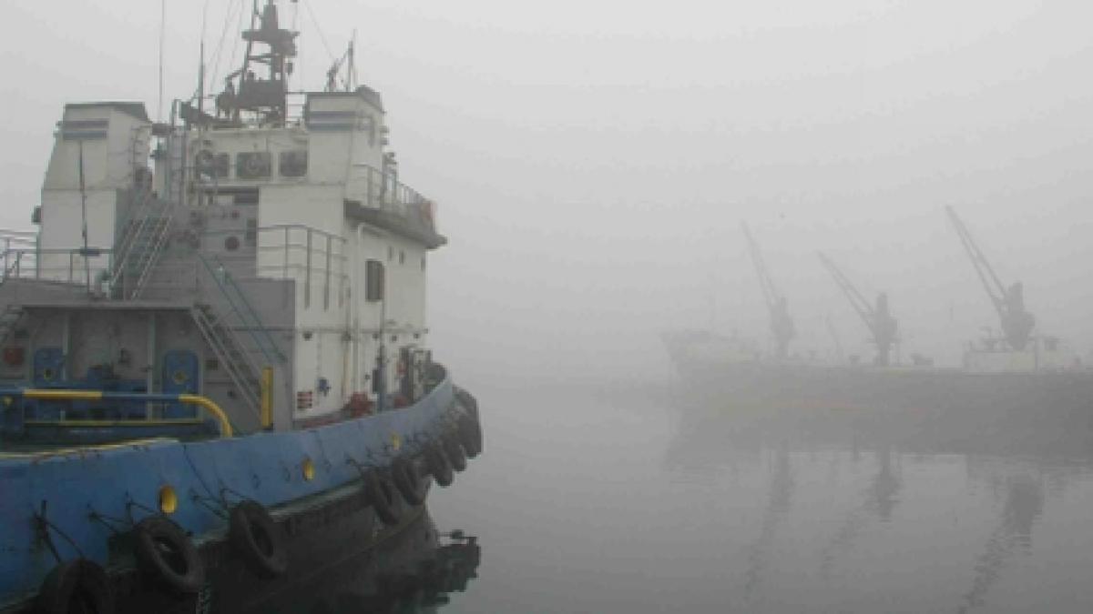 porturile constantene au fost redeschise datorita imbunatatirii conditiilor meteo