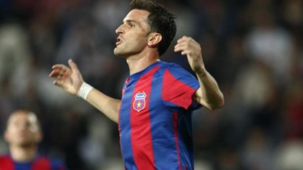 steaua castiga in extremis dupa eliminarea a trei jucatori de la fcm targu mures scor 1 0