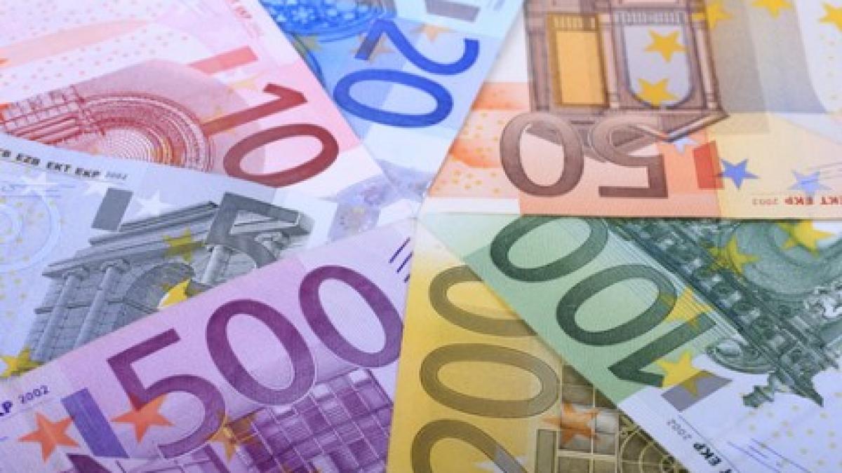 program de finantare de 120 miliarde euro pentru irlanda pregatit de fmi ue si bce