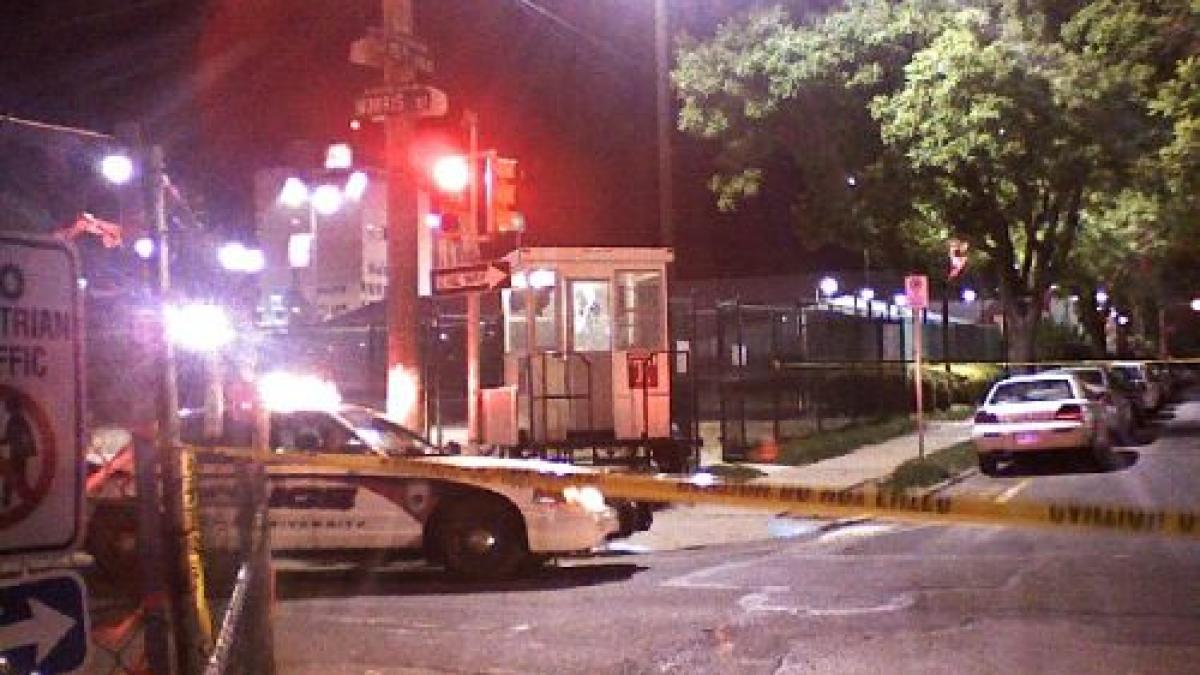 panica intr un campus din philadelphia dupa ce doi fugari au intrat inarmati in curte