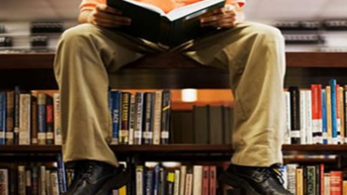 piata de carte a scazut cu 15 procente in 2010