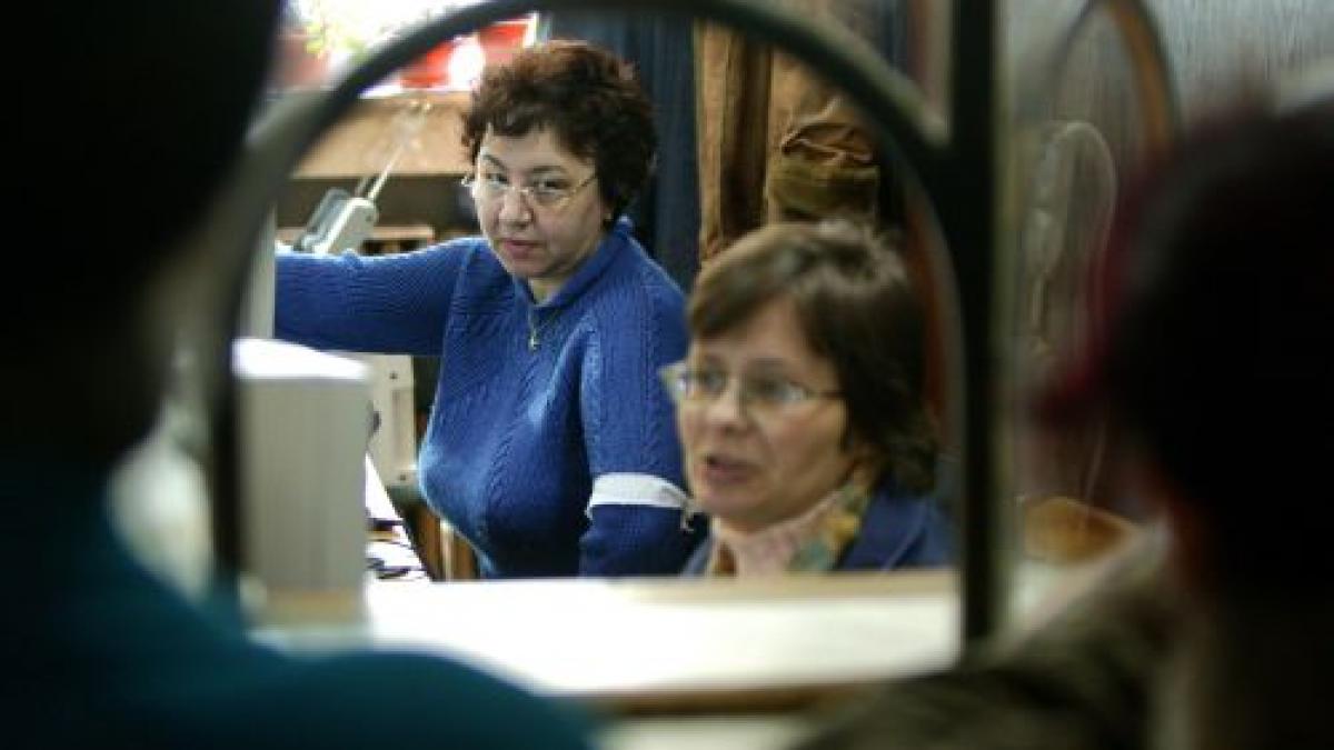 romania are 30 000 de functionari pentru colectarea impozitelor dar ocupa ultimul loc din ue la