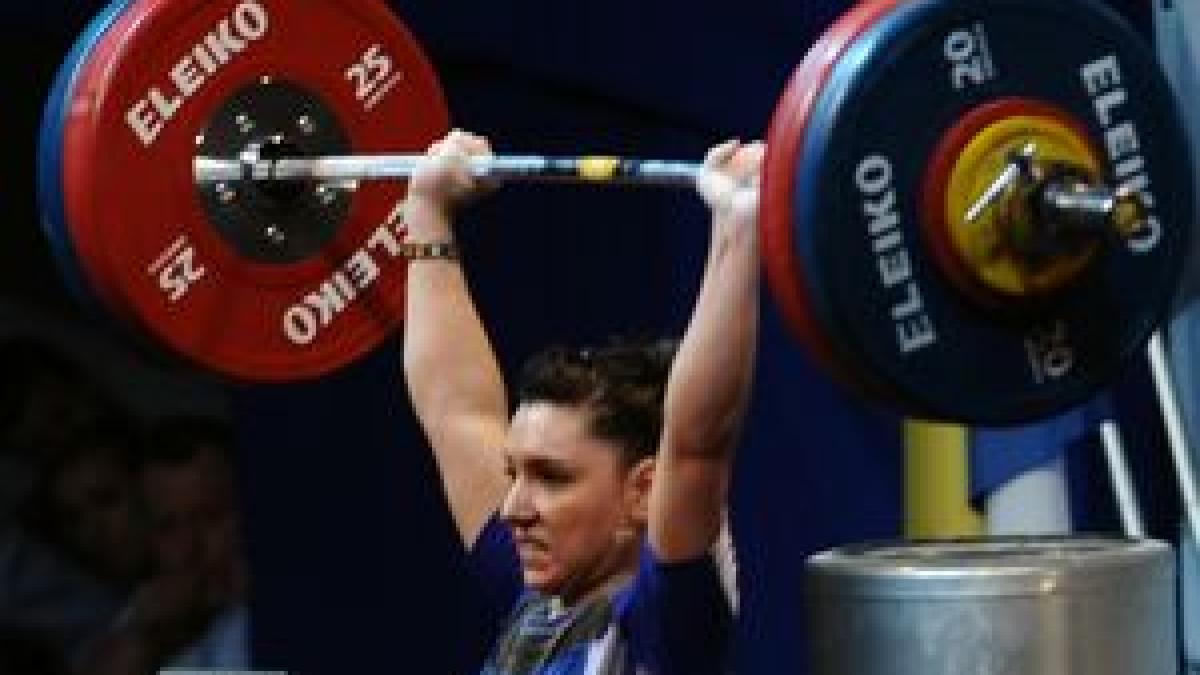 cinci medalii de aur pentru sportivii romani la ce de haltere pentru juniori si tineret