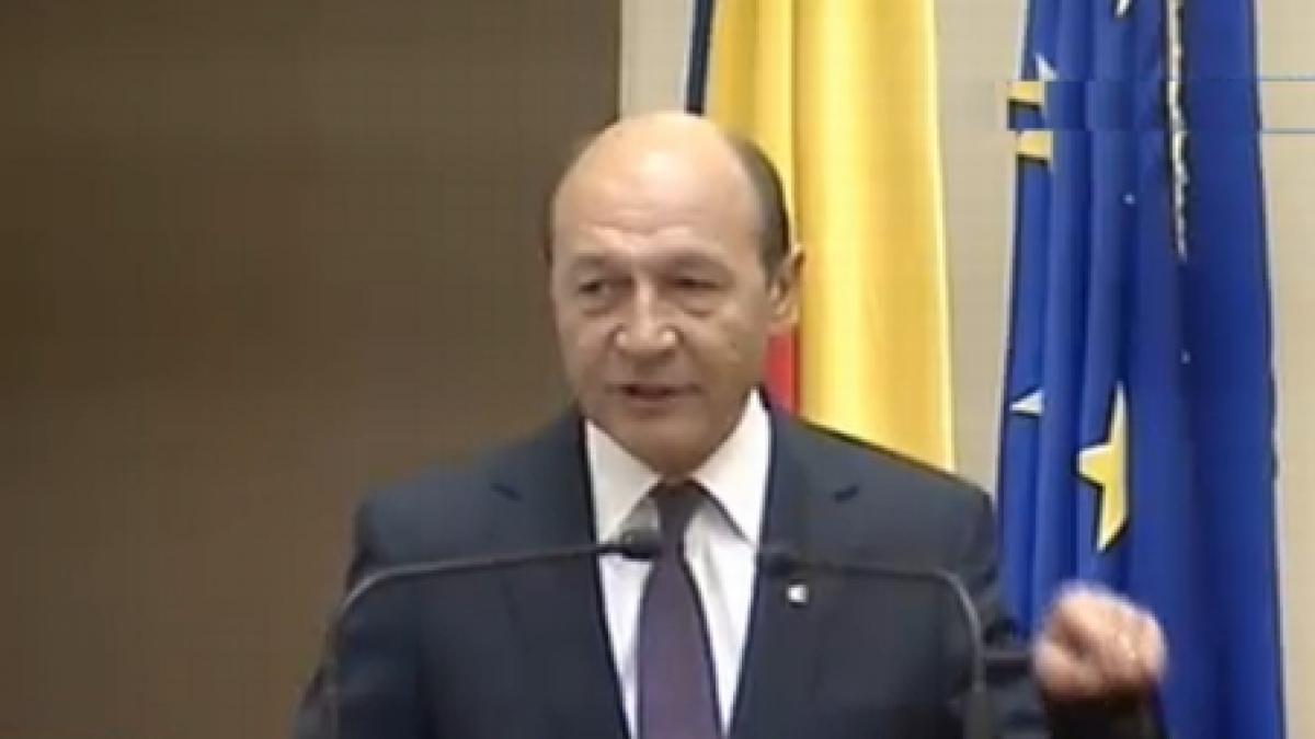 traian basescu il lauda pe petre roman si adreseaza un ultim apel catre politicieni fiti