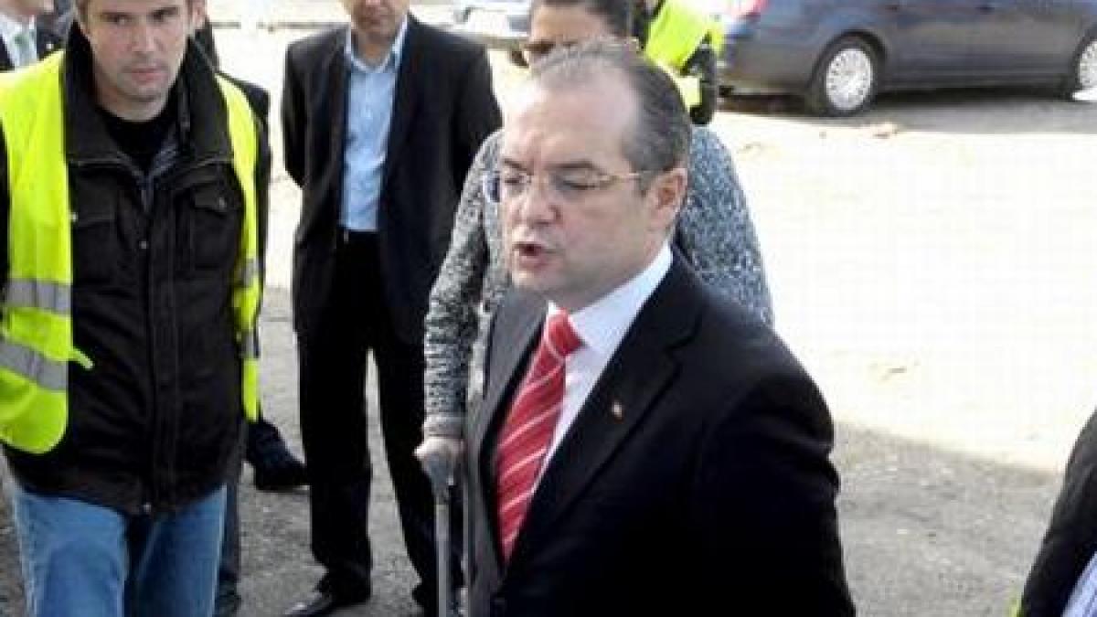 emil boc a inaugurat tronsonul chitila voluntari al centurii de nord a capitalei